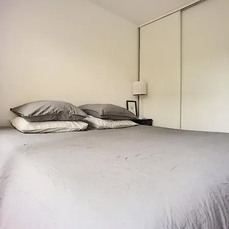 Rabiac - Charming 1 Bedroom With Private Garden Apartment Antibes