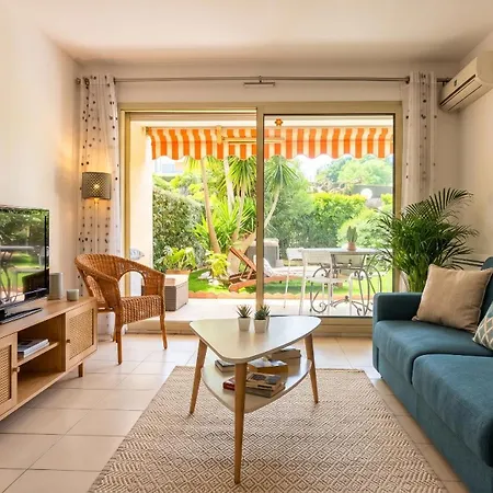 Rabiac - Charming 1 Bedroom With Private Garden Apartment