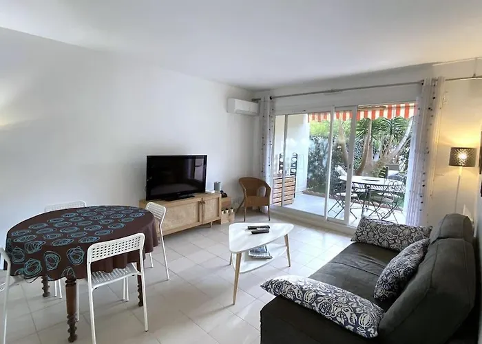 Rabiac - Charming 1 Bedroom With Private Garden Apartment *