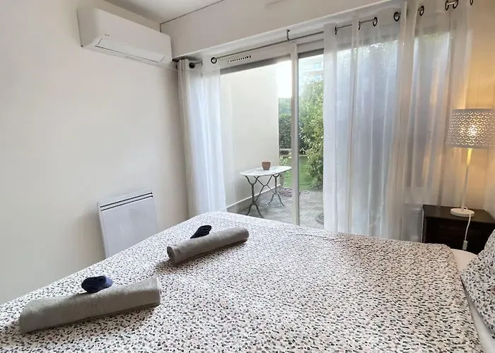 Rabiac - Charming 1 Bedroom With Private Garden Apartment *