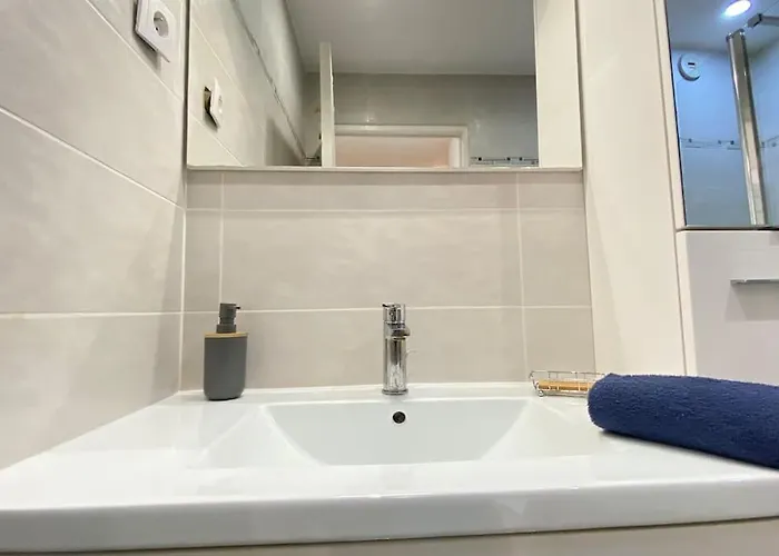 Apartment Rabiac - Charming 1 Bedroom With Private Garden