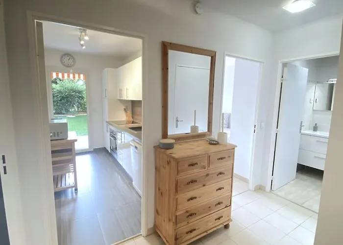 Rabiac - Charming 1 Bedroom With Private Garden Antibes